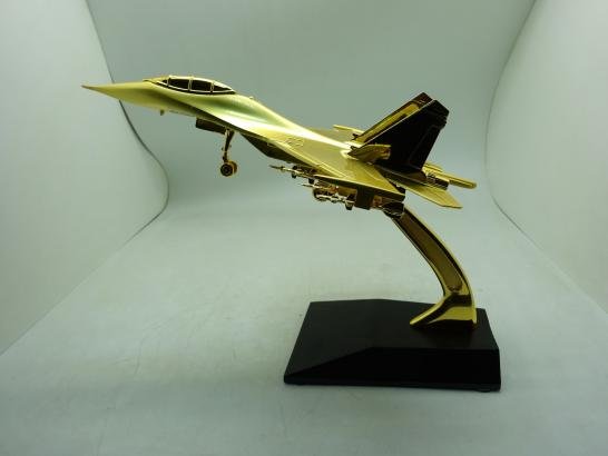 مجسم طائرة اف 15