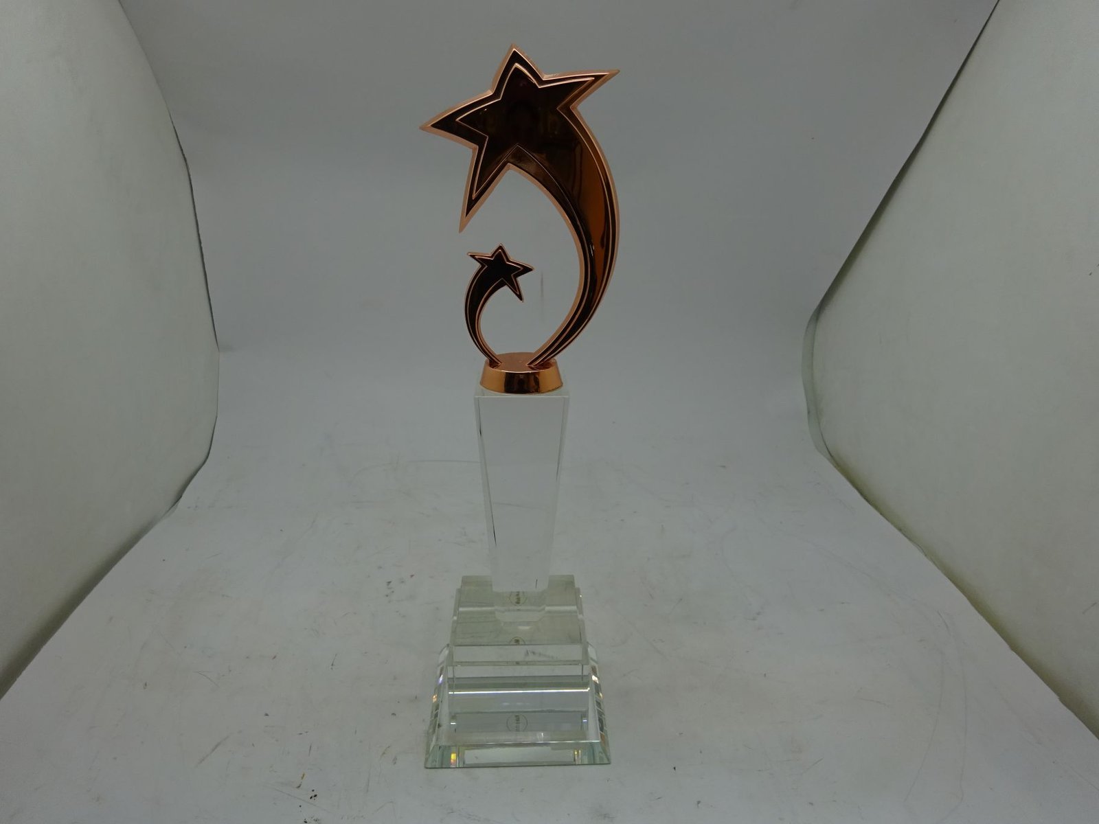 مجسم ستار كريستال نجمه برونزية  طويل