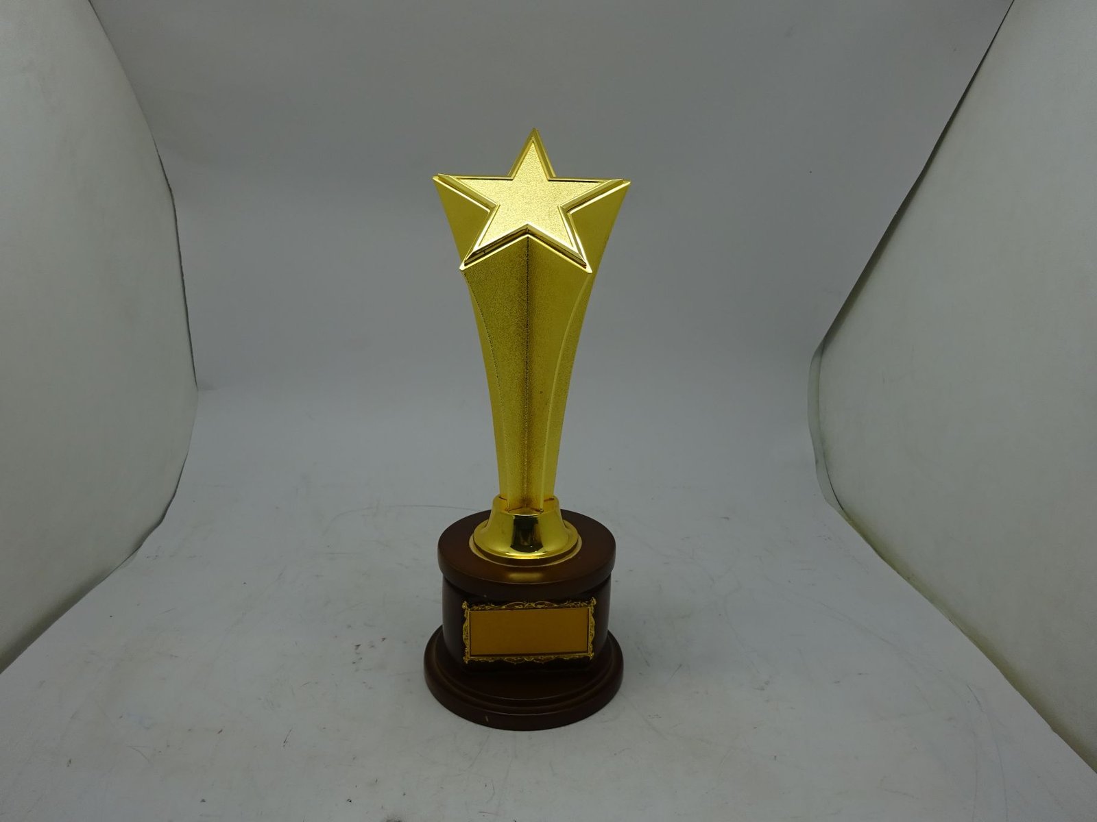 مجسم معدن ستار AAB