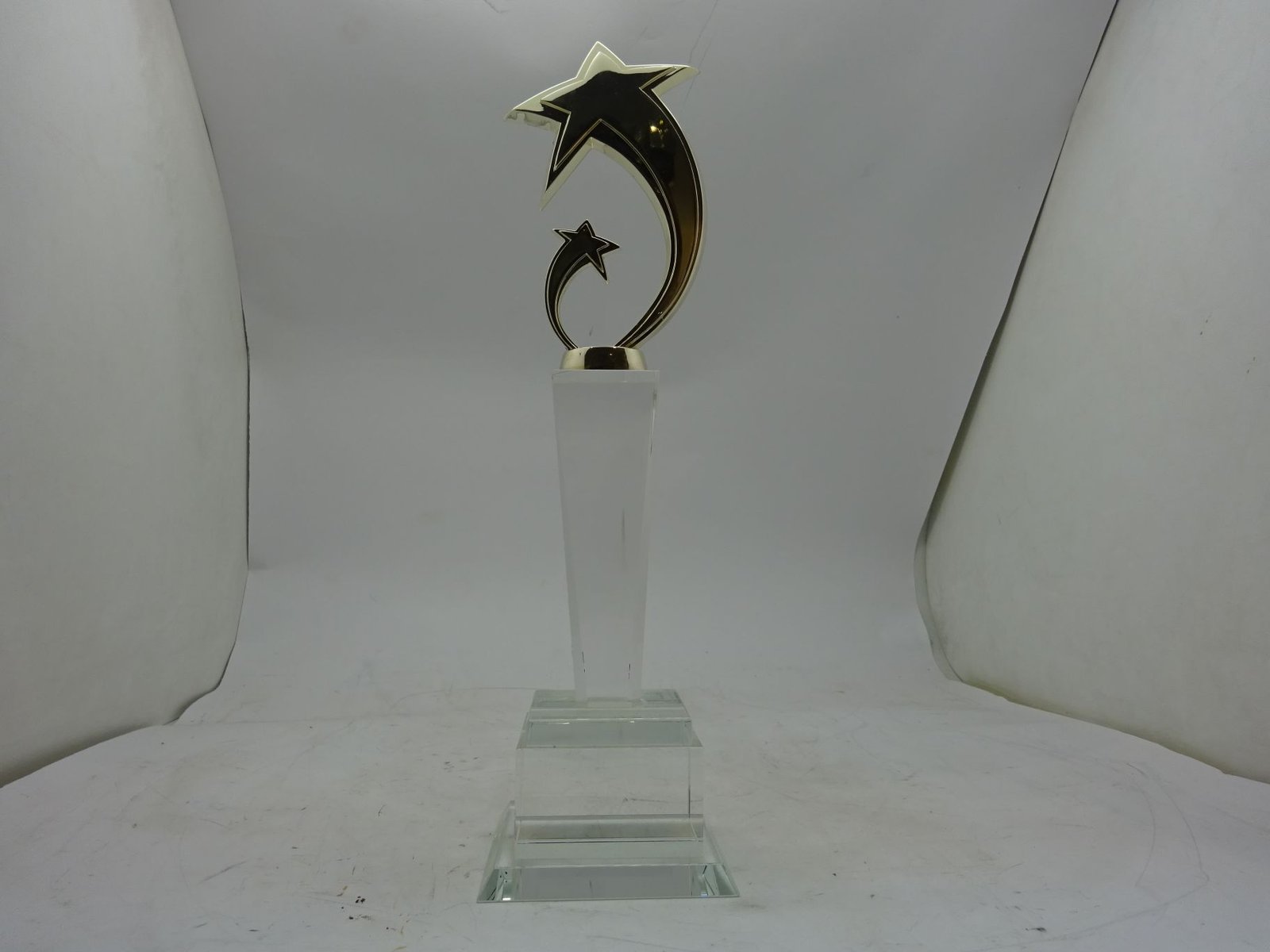 مجسم ستار كريستال نجمه فضية طويل