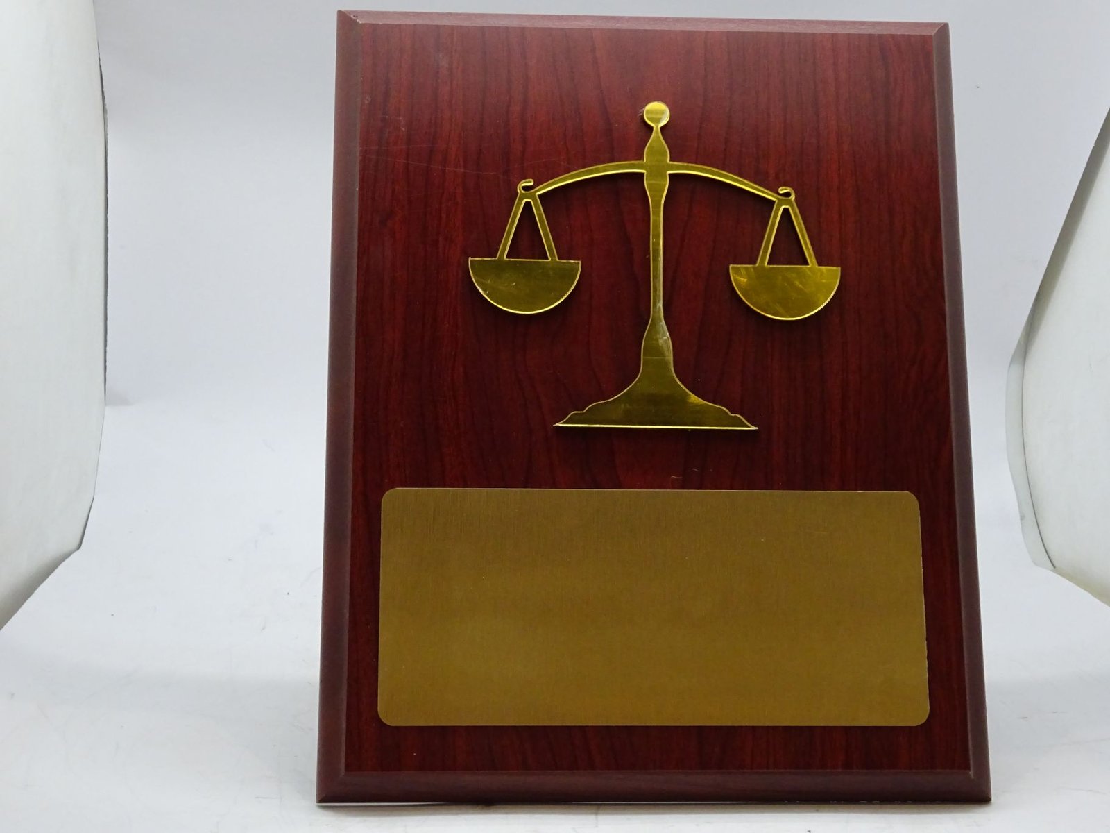 درع المحامي