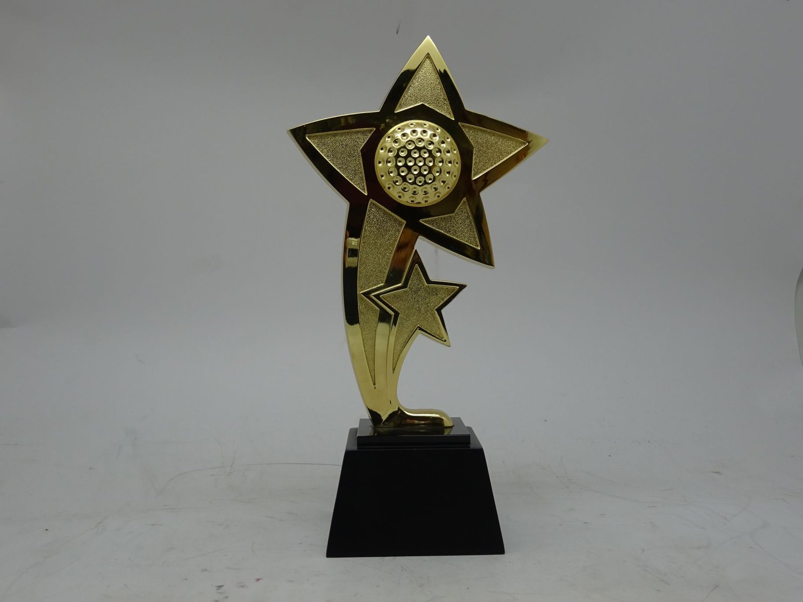 مجسم ستار بارز