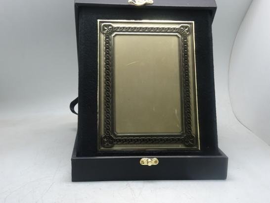 درع ايطالي مزخرف