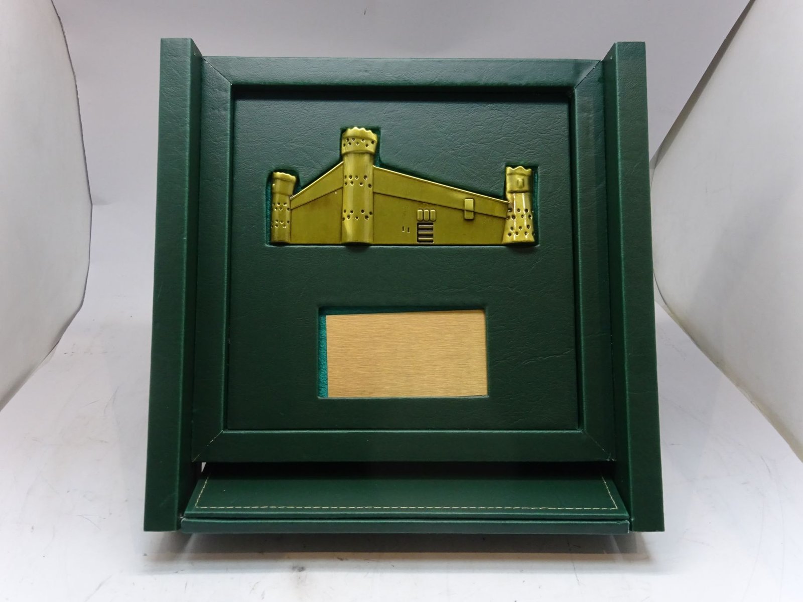 مجسم المصمك صغير