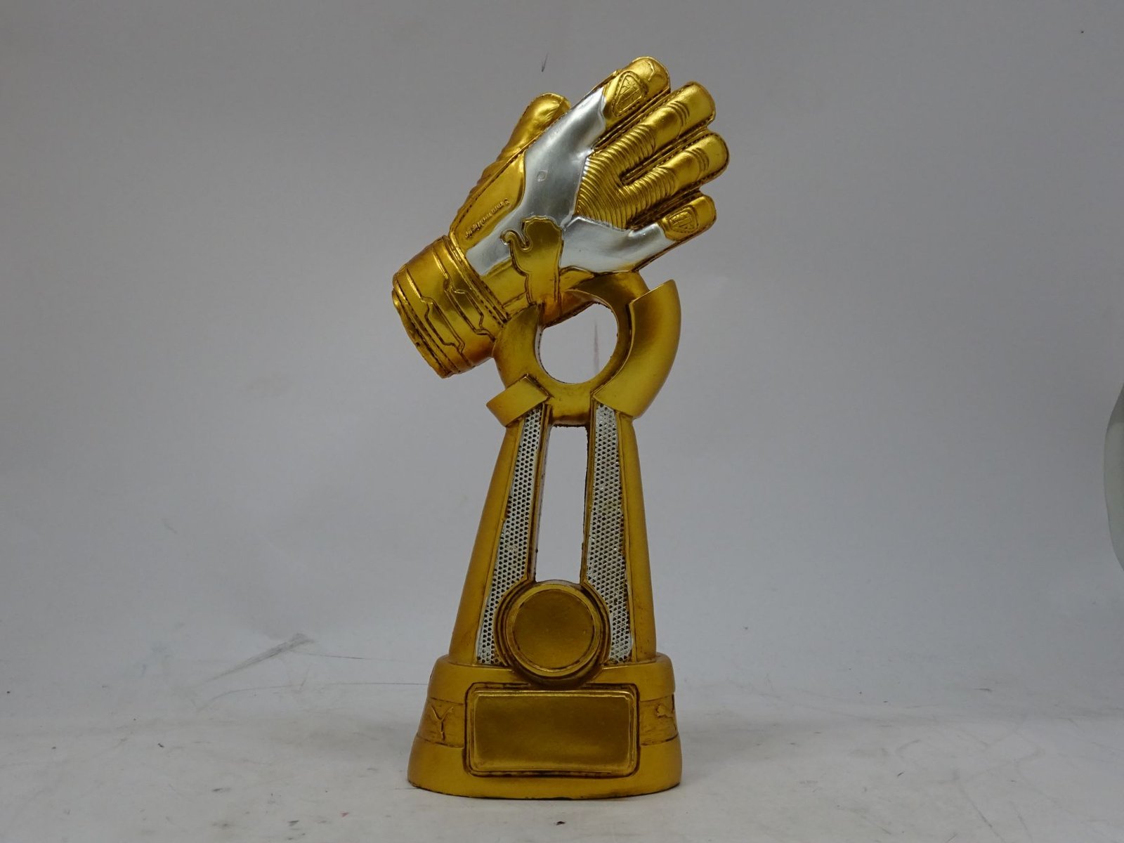 مجسم حارس المرمى  برونزي