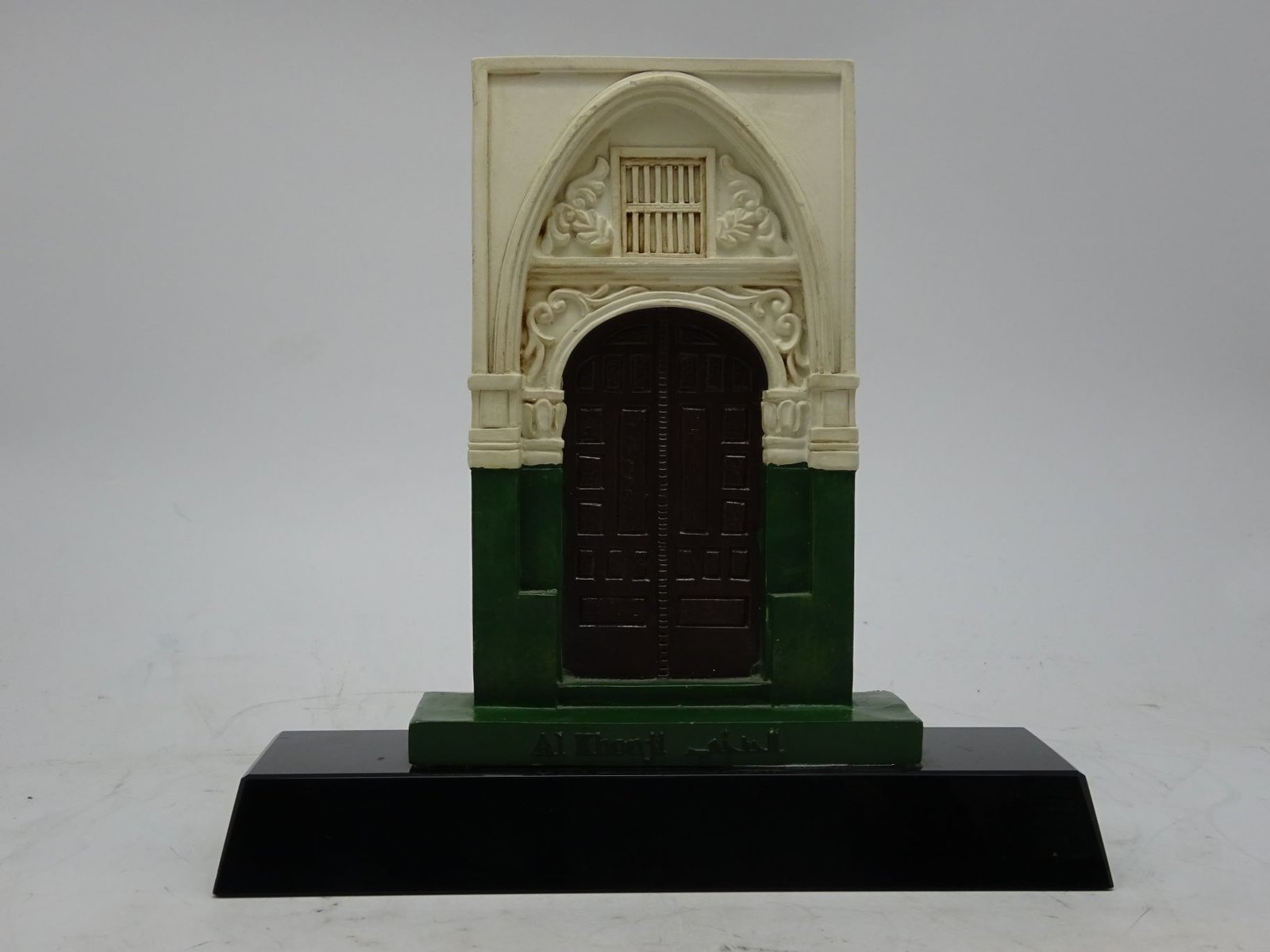 مجسم تراثي عن مباني جدة القديمة