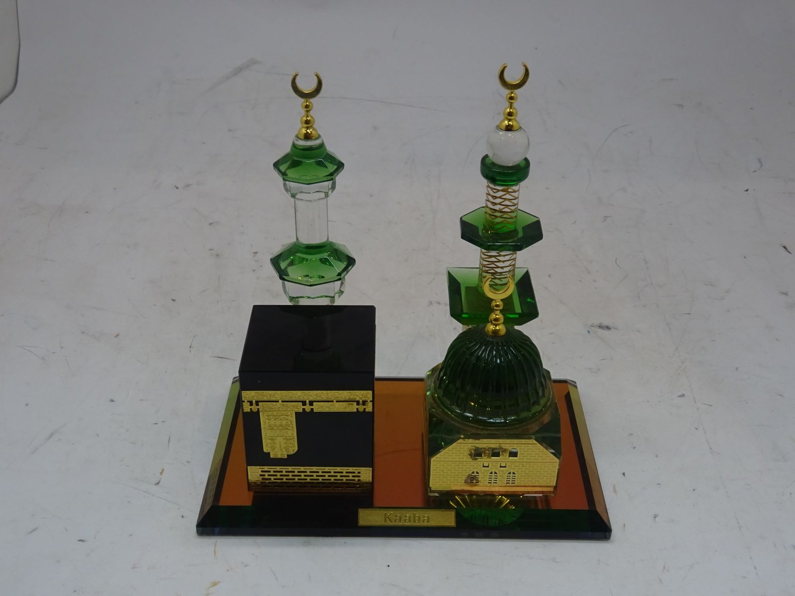 مجسم الكعبة و مأذنه كريستال