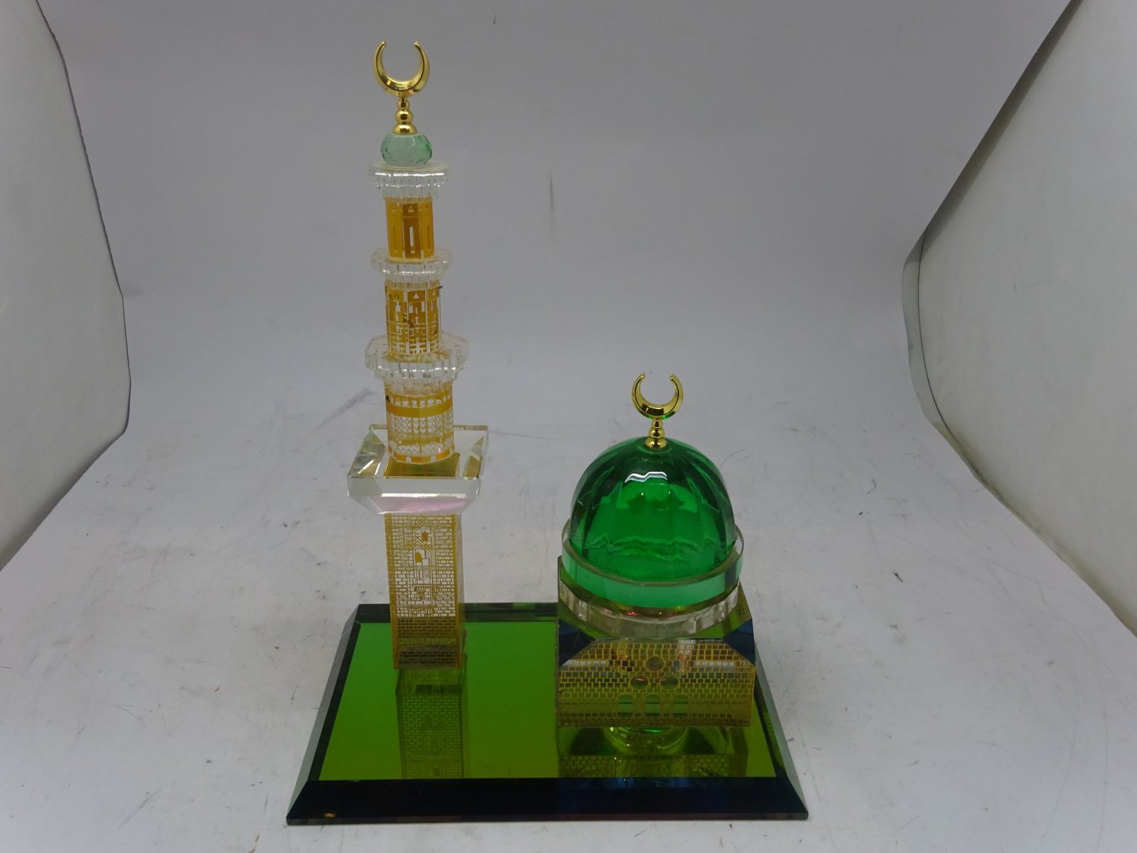مجسم القبة والمأذنة الحرم النبوي الشريف